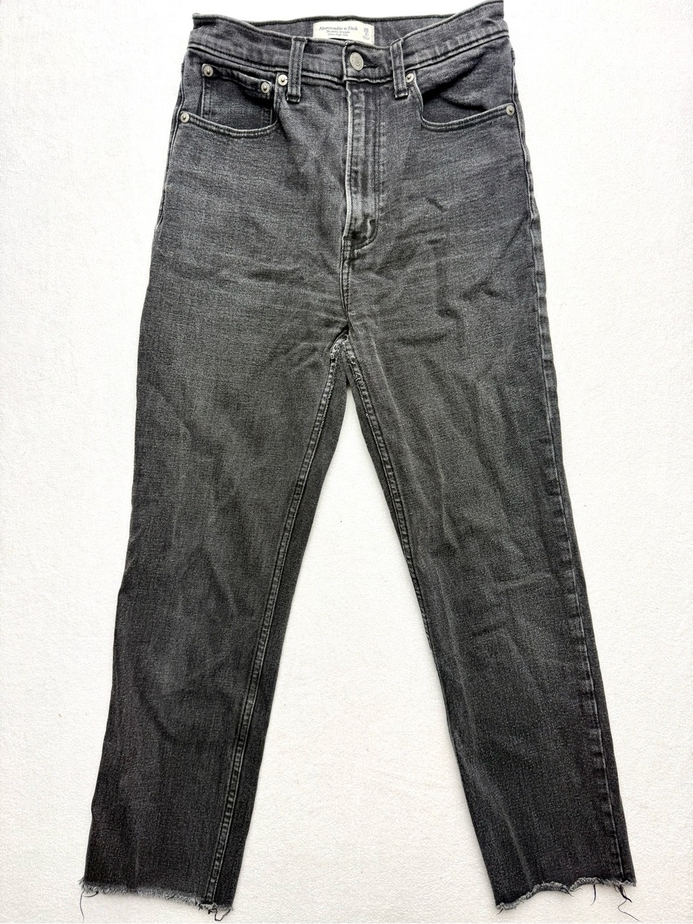 Abercrombie & Fitch High-Rise Ankle Crop Black Washed Jeans